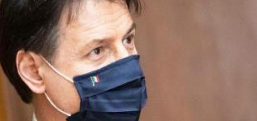 Covid-19, ecco il 'Decreto Agosto': distanziamento sociale e mascherine precauzioni ancora necessarie