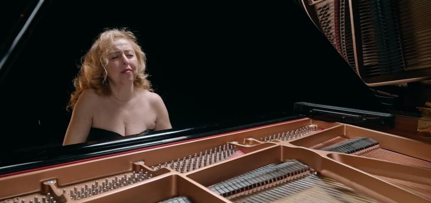 La pianista Annamaria Giannelli al Piano Lab 2020 tra performance e presentazioni letterarie