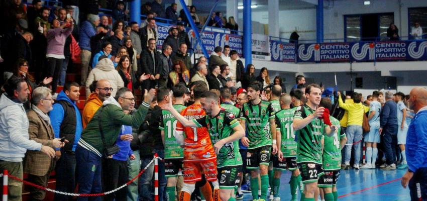 È un Bitonto bellissimo quello che si riscatta e ne fa sei al Sammichele: 6-1