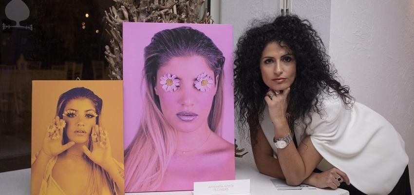 Con la personale “FLOWERS”, Antonella Aresta omaggia il grande Gastel