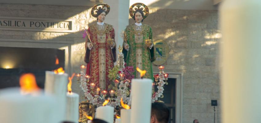 La solenne processione dei Santi Medici in diretta